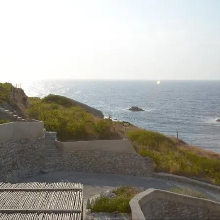 Mikra Bay Vineyard - Potamissi * Naxos City